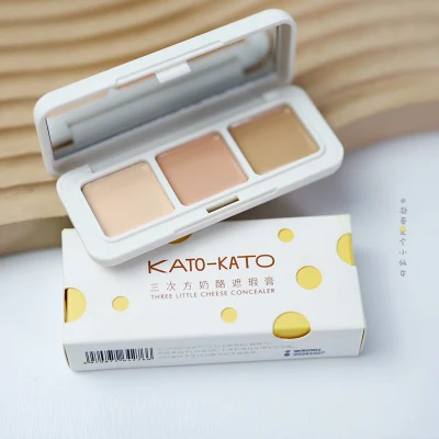 Placa Kato Tricolor cubre el rostro con manchas, marcas de acné y corrector de ojeras